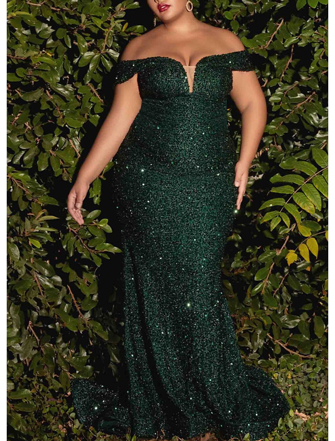 Mermaid / Trumpet Plus Size Curve Formal Dresses Plus Size Dress Formal Wedding Guest Chapel Train Sleeveless Off Shoulder Sequined with Sequin Pure Color